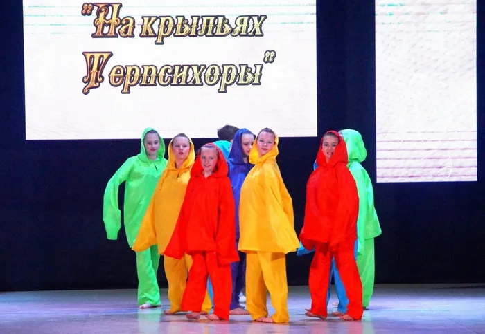 Образцовый ансамбль танца «Сюрприз» ДК Новобатуринского сельского поселения, преподаватель: Нелюбина Ирина Николаевна
«Волшебное мгновение»