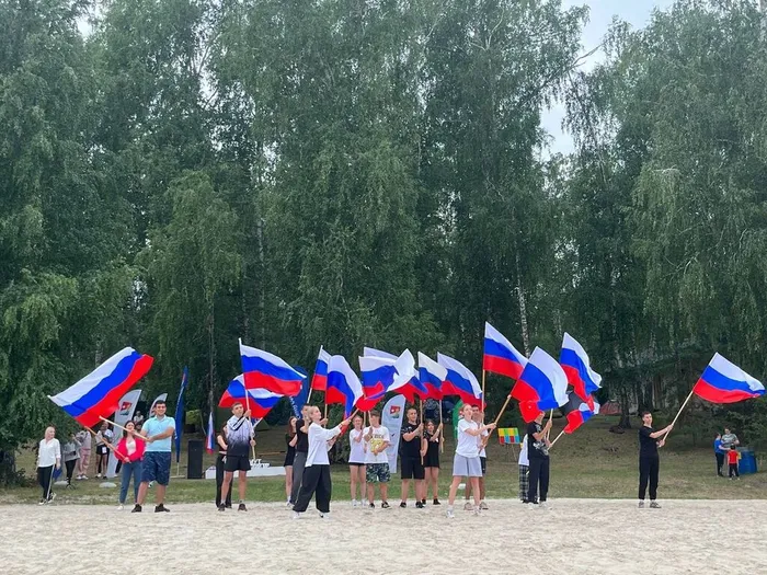 _q-62zIkdvY